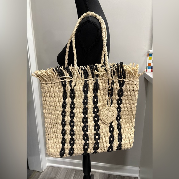 Haute Hippie Handbags - NWOT Haute Hippie Straw Beach Tote